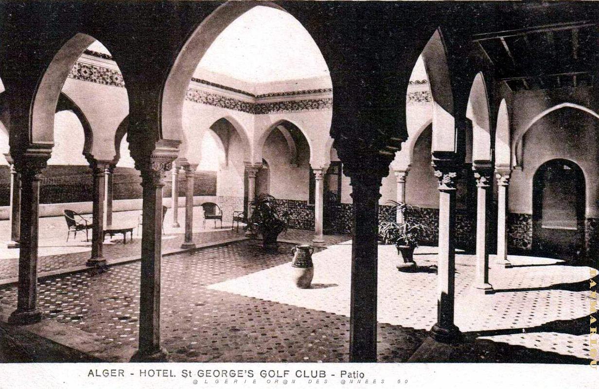 Alger - Hotel Saint-George - Golf-Club - Patio.jpg
